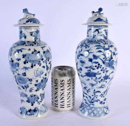 A PAIR OF 19TH CENTURY CHINESE BLUE AND WHITE PORCELAIN VASE...