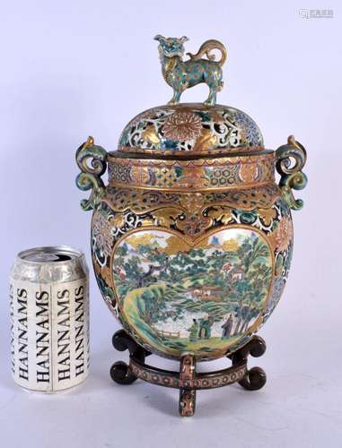 A FINE 19TH CENTURY JAPANESE MEIJI PERIOD KUTANI PORCELAIN C...