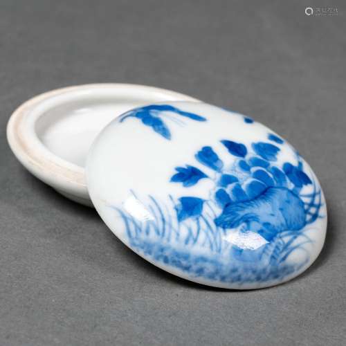 Arte Oriental
Compact en porcelaine d'os bleu et blanc