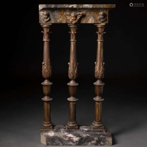 Artes Decorativas
Balustrade en marbre avec bronze et l
