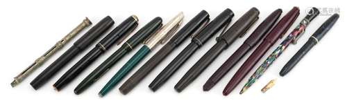 Vintage and later fountain pens and propelling pencils, some...