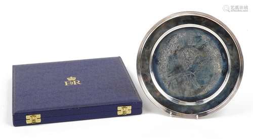 Elizabeth II silver Annigoni Royal Silver Jubilee plate with...