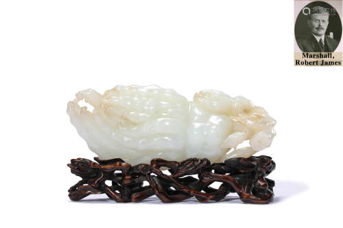 A White Jade Buddha'S Hand Citron Ornament