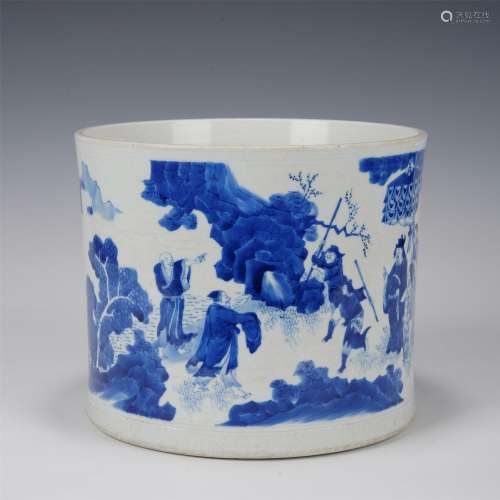 A BLUE AND WHITE PORCELAIN FIGURE STORY BRUSH POT,QING