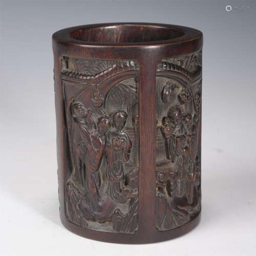 A BAMBOO CARVED FIGURE STORY BRUSH POT,QING