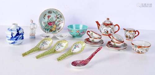 A collection of Chinese and Japanese porcelain items Tea bow...