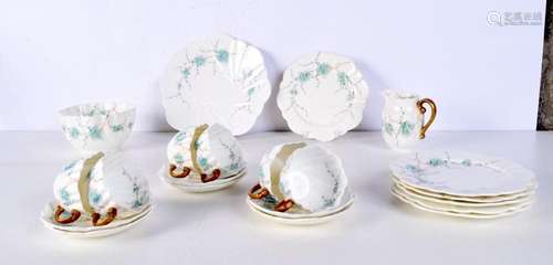 A China tea service with a floral pattern ( 21).