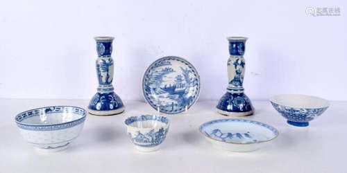 A collection of Chinese and Japanese porcelain items Tea bow...