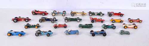 A collection of Corgi and Lesney motor racing models 10 cm (...