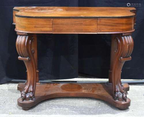 An antique Mahogany Console table 71 x 103 x 46 cm