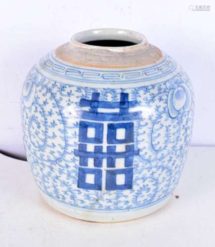 A 19th century Chinese blue and white porcelain ginger jar, ...