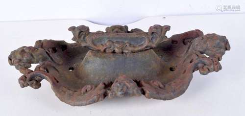 An antique cast iron boot scraper. 45 x 27cm.