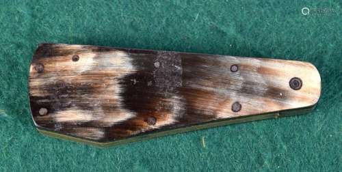 A Gregory horn handled feeler gauge 8cm.