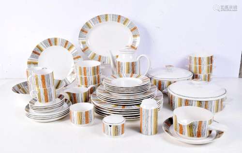 A Staffordshire 1960's Midwinter Dinner service (51)