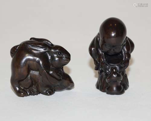 Japan,  Zwei kleine Figuren in Netsuke-Stil, 20. Jh.