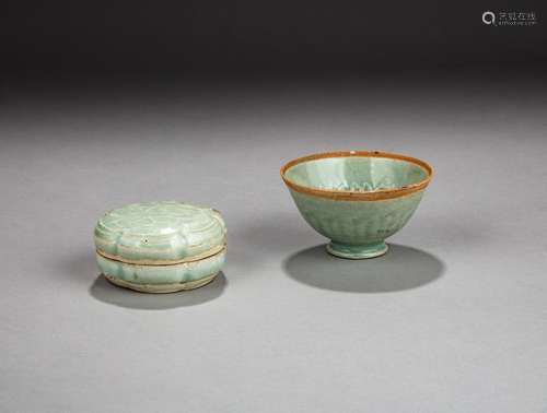 A small Qingbai ‘floral’ cosmetic box and cover and a Qingba...