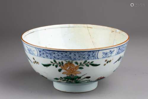 CHINE - Epoque QIANLONG (1736-1795)<br />
BOL à décor de can...