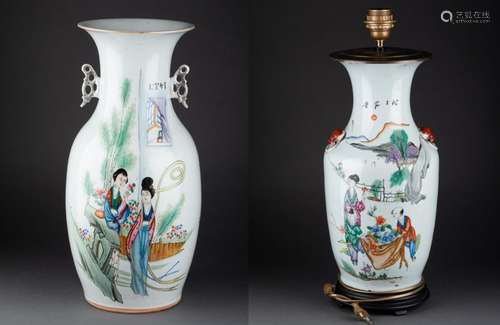 CHINE - Vers 1900<br />
Deux VASES à décor de dames de cour ...