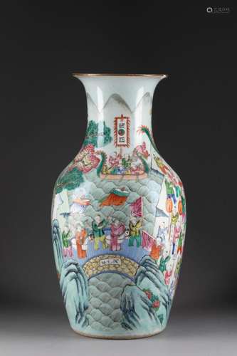 CHINE - XIXe siècle<br />
VASE à décor des cent enfants <br ...