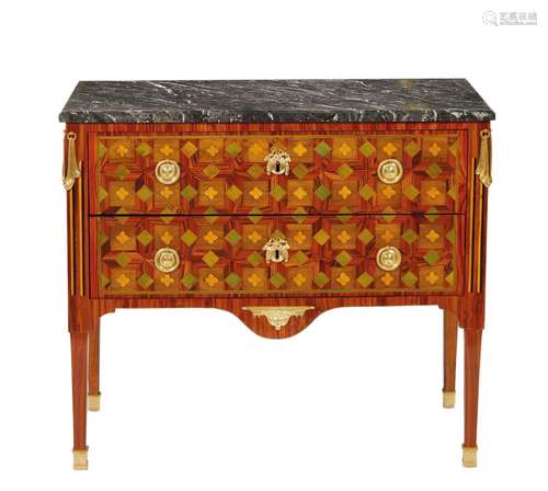 413 Commode en placage de bois de rose, bois de violette, bo...