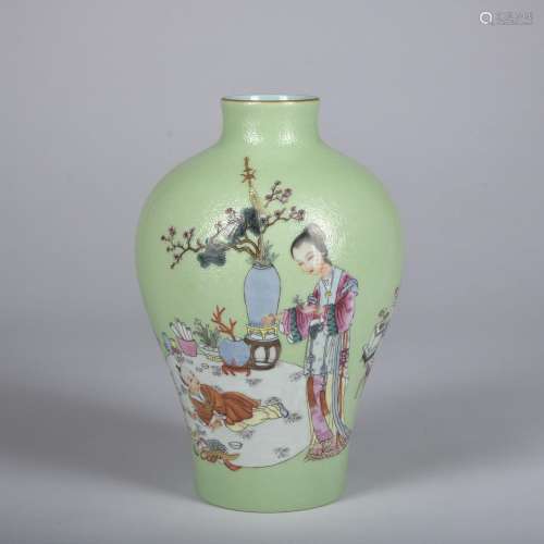 A lavender grey glazed famille-rose 'figure' vase