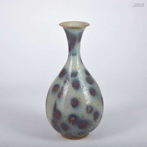 A Jun kiln vase