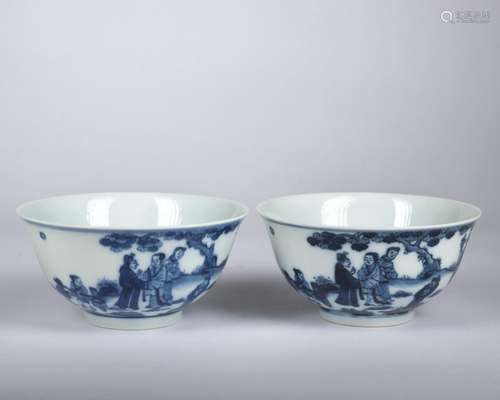 A pair of blue and white 'figure' bowl