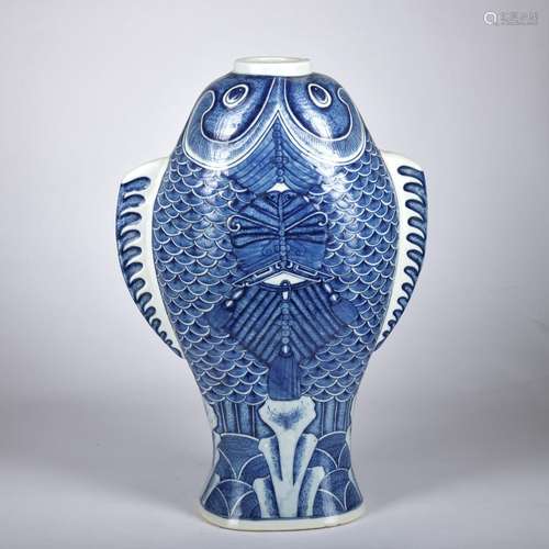 A blue and white 'fish' vase