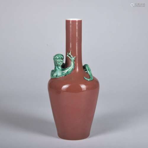 A peachbloom-glazed vase