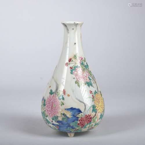 A famille-rose 'floral' vase