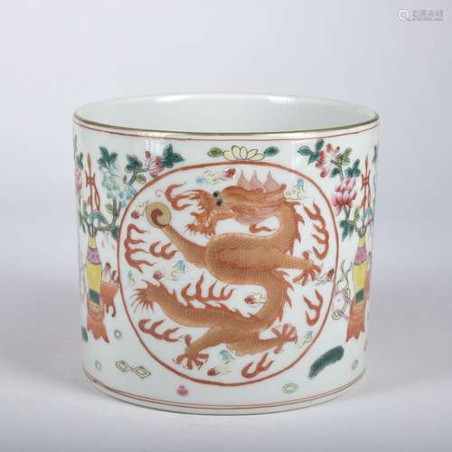 A famille-rose allite red glazed 'dragon' pen container