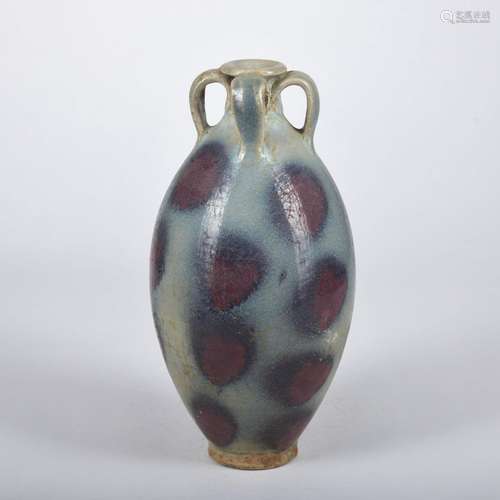 A Jun kiln vase