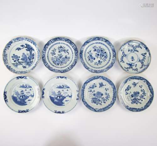A collection of 8 Chinese blue/white plates, 18th century