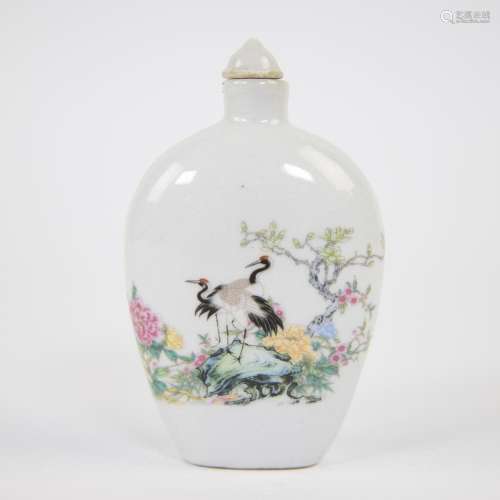 Chinese snuff bottle decor cranes and flowers, famille rose,...