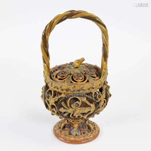 Fire basket Flemish pottery 19th century with mud decoration