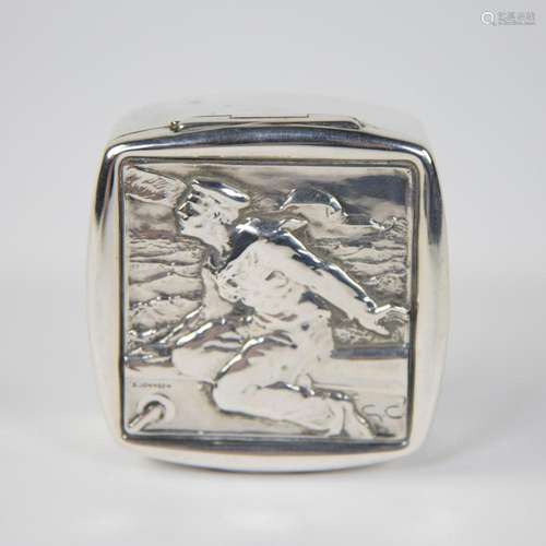 Solid silver box WWII with an image of a sailor German Krieg...