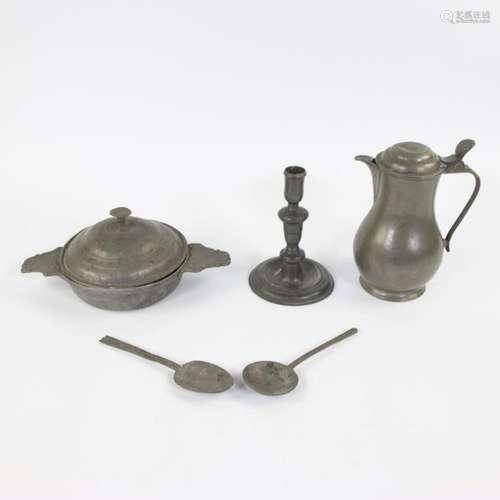 Collection pewter, porridge bowl French 18th century, pewter...