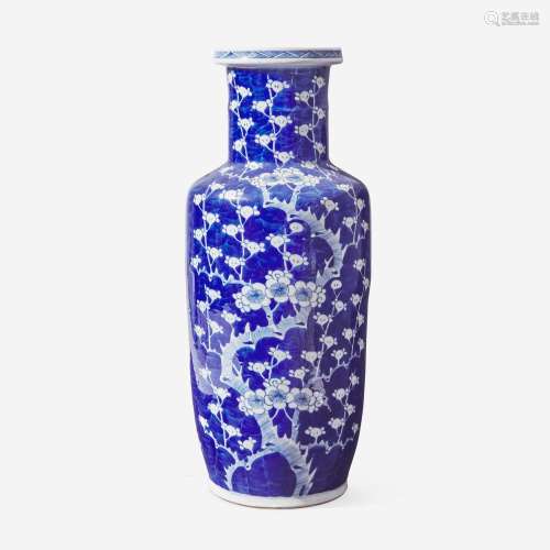 A Chinese blue and white "Prunus" rouleau vase 青花...