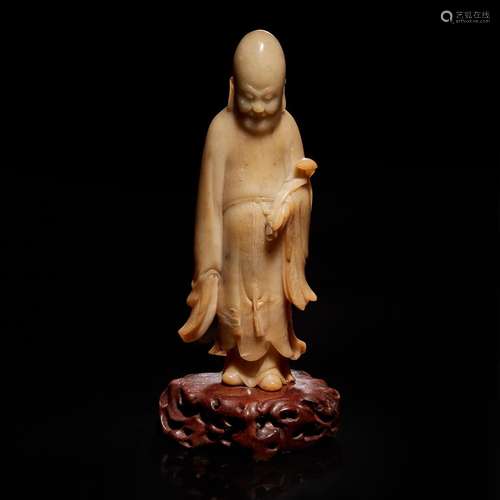 A Chinese carved soapstone figure of Shoulao 寿山石雕罗汉 Qi...