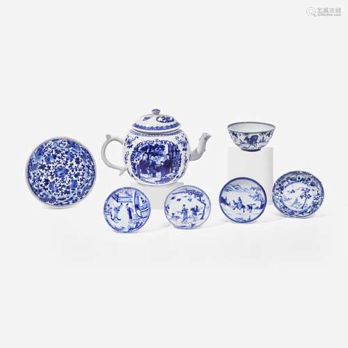 A group of seven assorted Chinese export blue and white porc...