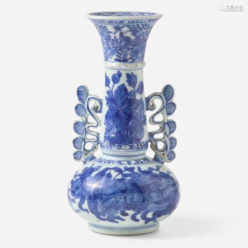 A Chinese blue and white porcelain export Venetian-style vas...