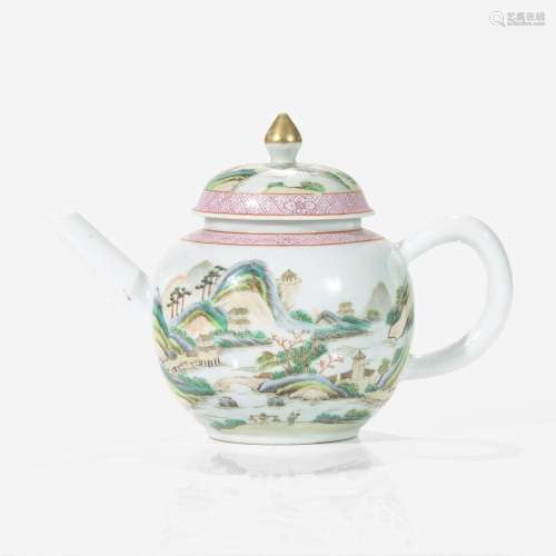 A Chinese famille rose decorated teapot and cover 粉彩带盖茶...