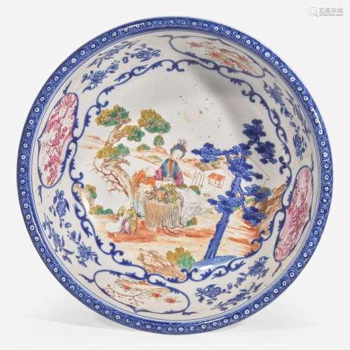 A Chinese underglaze blue and enameled porcelain basin 青花粉...