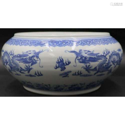 Chinese Qing Dynasty Blue and White Dragon Bowl.
