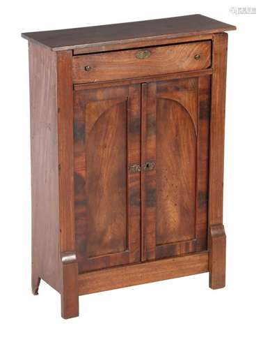 Miniature penant cabinet