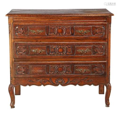 Oak 3-drawer commode