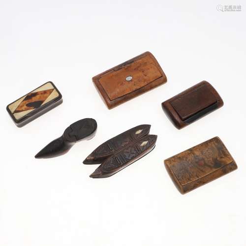 TREEN SNUFF BOXES.