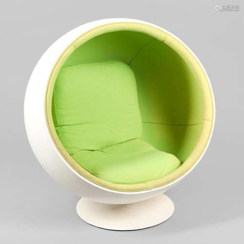 AFTER EERO AARNIO - RETRO BALL CHAIR.