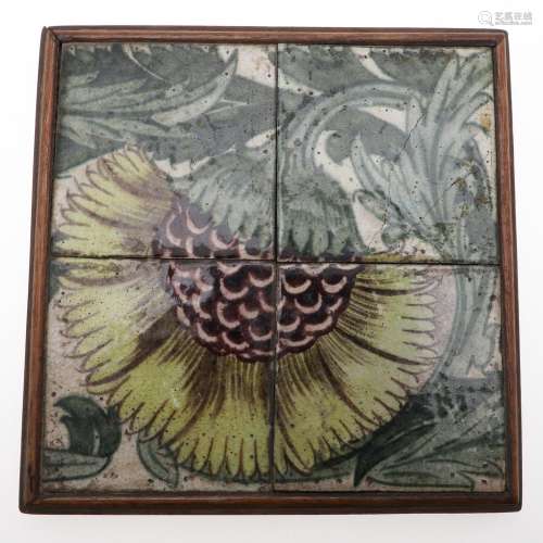 WILLIAM DE MORGAN SECTIONAL TILE.