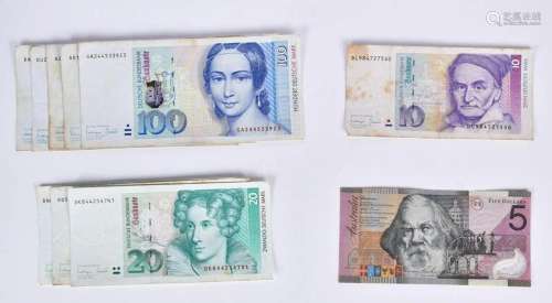 9 Deutsche Marks & 1 Australia Bank Note